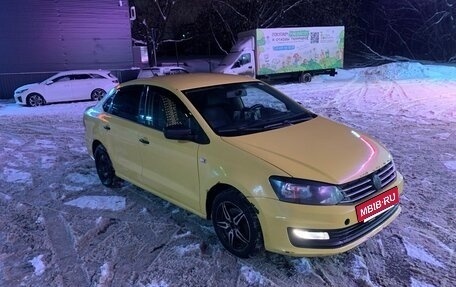 Volkswagen Polo VI (EU Market), 2017 год, 410 000 рублей, 2 фотография