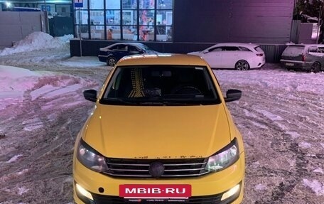 Volkswagen Polo VI (EU Market), 2017 год, 410 000 рублей, 3 фотография