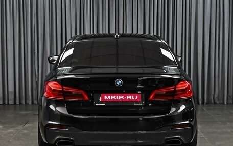 BMW 5 серия, 2018 год, 3 598 000 рублей, 4 фотография