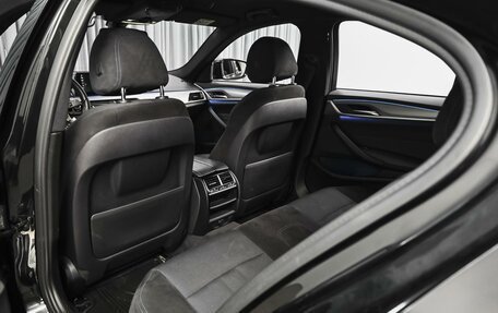 BMW 5 серия, 2018 год, 3 598 000 рублей, 11 фотография