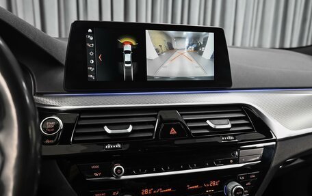 BMW 5 серия, 2018 год, 3 598 000 рублей, 15 фотография