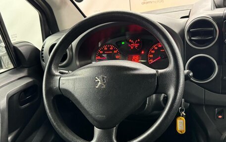 Peugeot Partner II рестайлинг 2, 2013 год, 549 000 рублей, 13 фотография