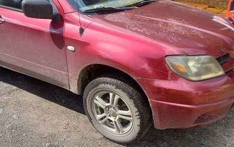 Mitsubishi Outlander III рестайлинг 3, 2003 год, 390 000 рублей, 2 фотография