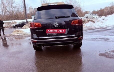 Volkswagen Touareg III, 2017 год, 3 600 000 рублей, 4 фотография