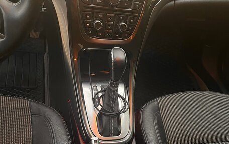 Opel Astra J, 2013 год, 1 100 000 рублей, 11 фотография