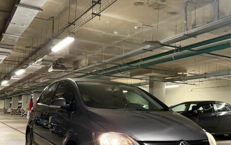 Volkswagen Golf Plus II, 2012 год, 850 000 рублей, 1 фотография