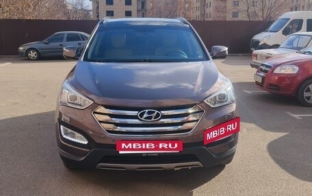 Hyundai Santa Fe III рестайлинг, 2013 год, 1 980 000 рублей, 2 фотография