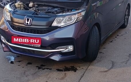 Honda Stepwgn IV, 2016 год, 3 фотография