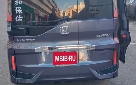 Honda Stepwgn IV, 2016 год, 14 фотография