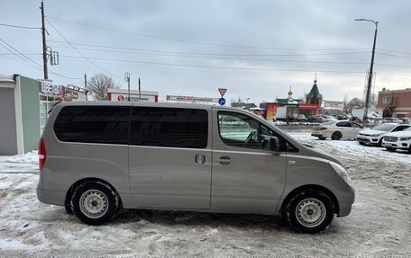 Hyundai Grand Starex Grand Starex I рестайлинг 2, 2011 год, 1 290 000 рублей, 5 фотография