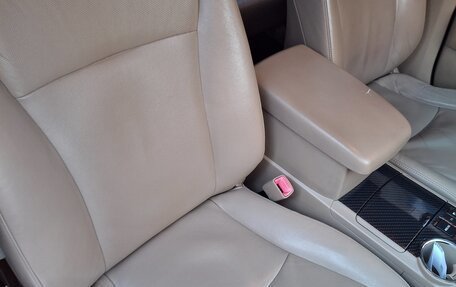 Toyota Highlander III, 2011 год, 2 100 000 рублей, 14 фотография