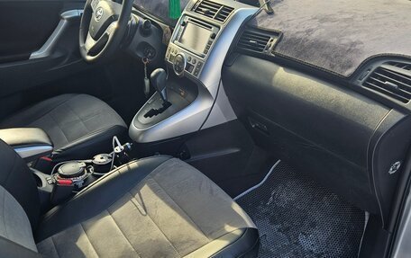 Toyota Verso I, 2012 год, 1 500 000 рублей, 5 фотография