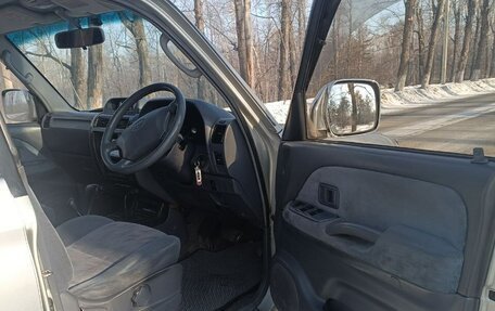 Toyota Land Cruiser Prado 90 рестайлинг, 2000 год, 1 200 000 рублей, 5 фотография