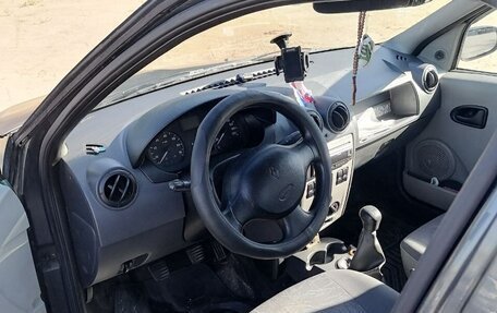 Renault Logan I, 2006 год, 220 000 рублей, 8 фотография