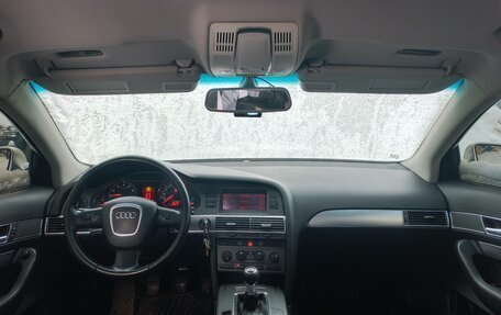 Audi A6, 2004 год, 810 000 рублей, 14 фотография