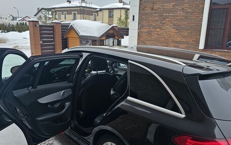 Mercedes-Benz C-Класс, 2017 год, 2 600 000 рублей, 4 фотография