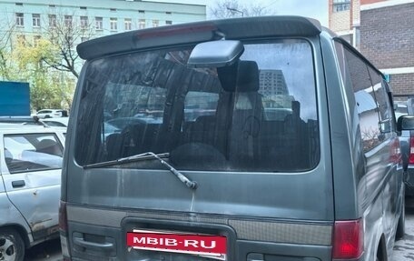 Mazda Bongo Friendee i рестайлинг, 1999 год, 450 000 рублей, 6 фотография