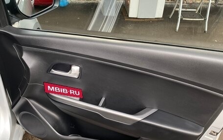 KIA Rio III рестайлинг, 2016 год, 19 фотография