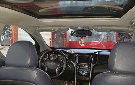 Hyundai Elantra V, 2012 год, 750 000 рублей, 8 фотография