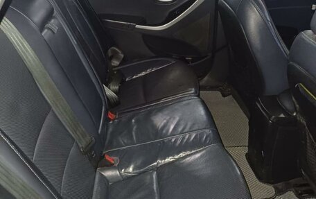 Hyundai Elantra V, 2012 год, 750 000 рублей, 13 фотография