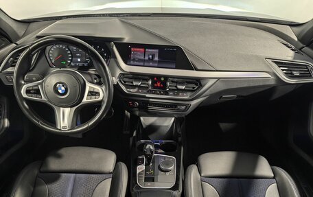 BMW 1 серия, 2021 год, 2 999 000 рублей, 11 фотография