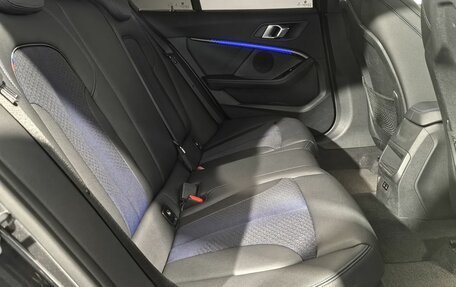 BMW 1 серия, 2021 год, 2 999 000 рублей, 18 фотография