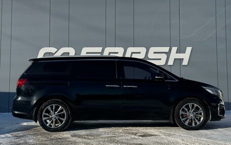 KIA Carnival III, 2019 год, 2 729 000 рублей, 5 фотография