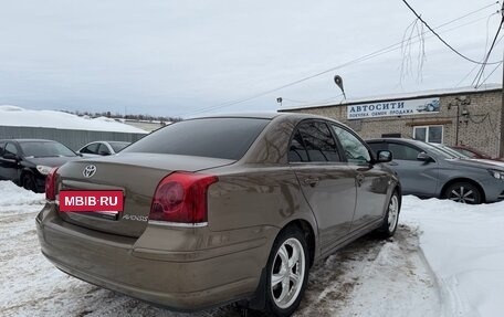 Toyota Avensis III рестайлинг, 2005 год, 585 000 рублей, 3 фотография