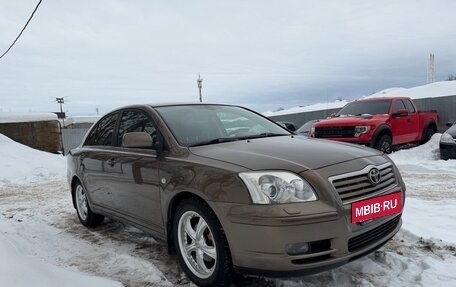 Toyota Avensis III рестайлинг, 2005 год, 585 000 рублей, 5 фотография