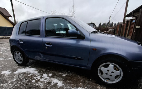 Renault Clio III, 2000 год, 250 000 рублей, 3 фотография