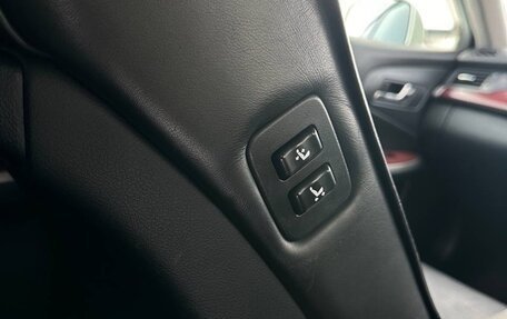 Toyota Crown Majesta, 2010 год, 1 100 000 рублей, 10 фотография