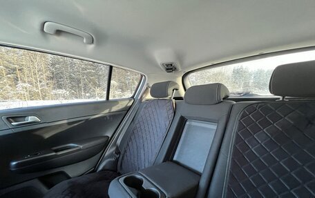 KIA Sportage IV рестайлинг, 2019 год, 2 100 000 рублей, 10 фотография