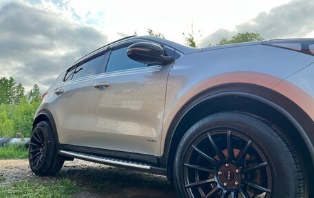 KIA Sportage IV рестайлинг, 2019 год, 2 100 000 рублей, 28 фотография