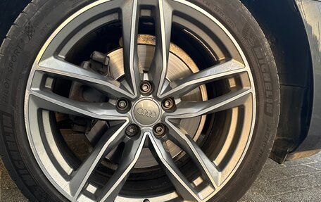 Audi A4, 2018 год, 2 200 000 рублей, 3 фотография