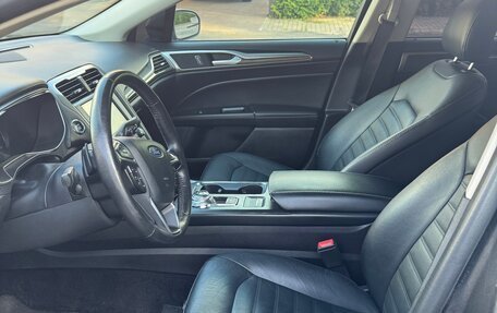 Ford Fusion (North America) II, 2018 год, 1 650 000 рублей, 13 фотография