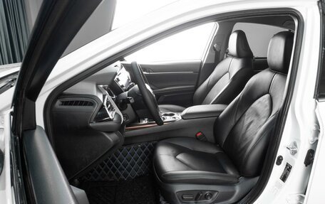 Toyota Camry, 2019 год, 2 969 000 рублей, 10 фотография