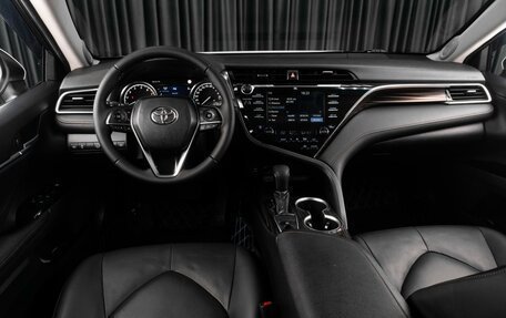 Toyota Camry, 2019 год, 2 969 000 рублей, 6 фотография