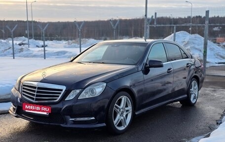 Mercedes-Benz E-Класс, 2012 год, 1 480 000 рублей, 2 фотография