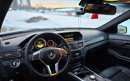 Mercedes-Benz E-Класс, 2012 год, 1 480 000 рублей, 22 фотография