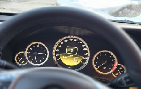 Mercedes-Benz E-Класс, 2012 год, 1 480 000 рублей, 27 фотография