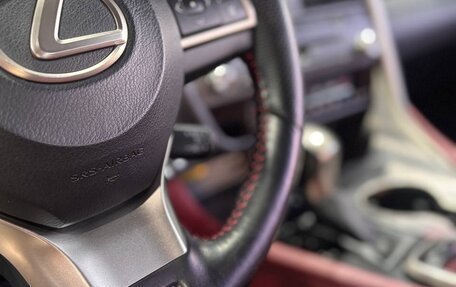 Lexus RX IV рестайлинг, 2017 год, 4 050 000 рублей, 10 фотография