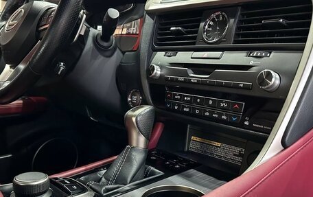 Lexus RX IV рестайлинг, 2017 год, 4 050 000 рублей, 19 фотография