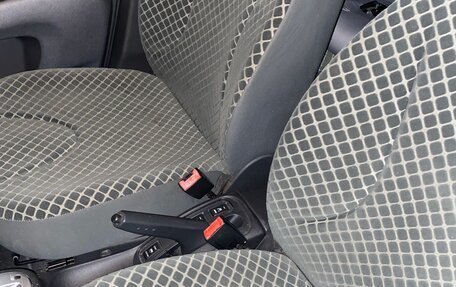 Nissan Micra III, 2006 год, 550 000 рублей, 7 фотография