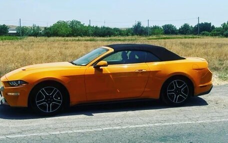 Ford Mustang VI рестайлинг, 2018 год, 2 700 000 рублей, 11 фотография