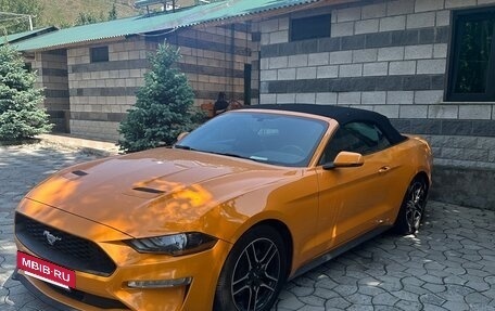 Ford Mustang VI рестайлинг, 2018 год, 2 700 000 рублей, 9 фотография