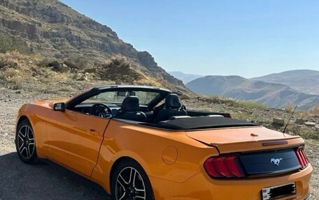 Ford Mustang VI рестайлинг, 2018 год, 2 700 000 рублей, 20 фотография