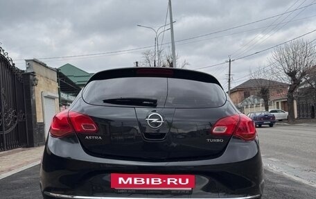 Opel Astra J, 2012 год, 800 000 рублей, 3 фотография