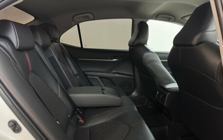 Toyota Camry, 2020 год, 2 750 000 рублей, 15 фотография