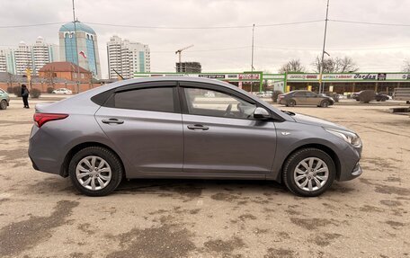 Hyundai Solaris II рестайлинг, 2018 год, 1 175 000 рублей, 7 фотография