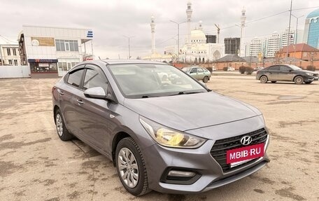Hyundai Solaris II рестайлинг, 2018 год, 1 175 000 рублей, 9 фотография